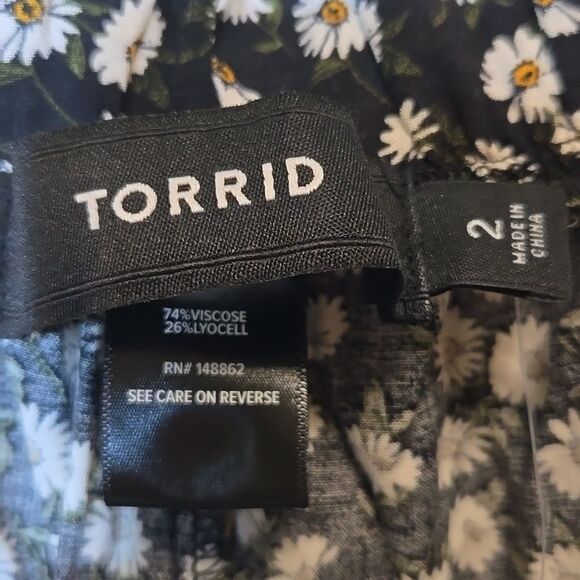 Torrid Pull On Challis Wide Leg High-rise Pant Daisy Ditsy Dark Floral 2X Flowy - Picture 6 of 15